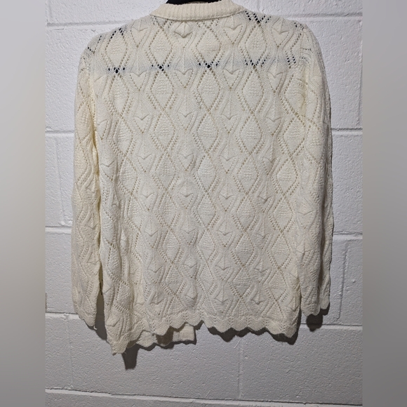 Vintage Handmade Lace Knit Cream Cardigan - Picture 2 of 12